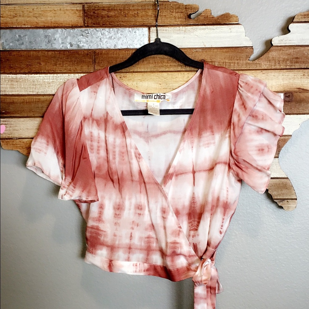 Cropped tie front tie dye blouse!